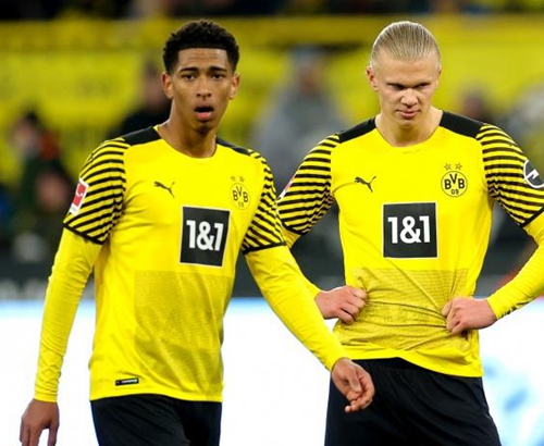 每体：拜仁等队开始竞争哈姆扎，但球员希望加盟巴萨（每体：拜仁等队加入哈姆扎争夺战，球员更倾向加盟巴萨）